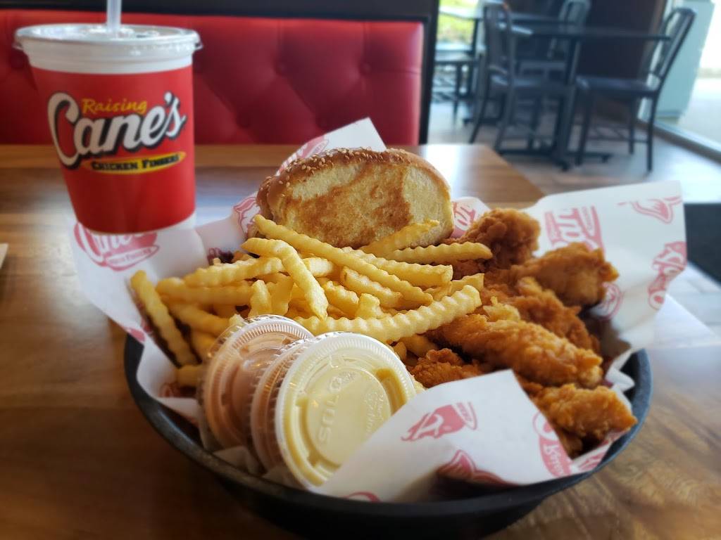 Raising Canes Chicken Fingers | meal takeaway | 3675 Gaylord Pkwy #1100, Frisco, TX 75034, USA | 4693626176 OR +1 469-362-6176