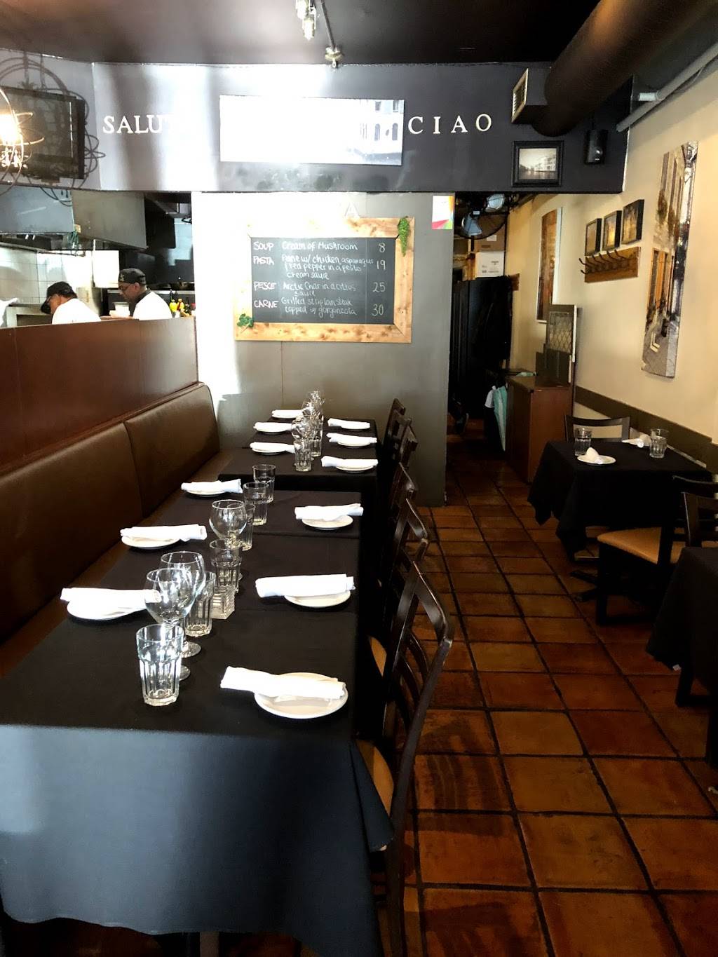 Florentia | restaurant | 579 Mt Pleasant Rd, Toronto, ON M4S 2M5, Canada | 4165451220 OR +1 416-545-1220