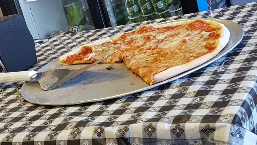 Two Guys Pizza & Grille | restaurant | 21-16, 3120, Morlot Ave, Fair Lawn, NJ 07410, USA | 2017941001 OR +1 201-794-1001