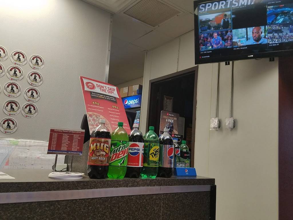 Pizza Hut | meal delivery | 2959 Carter Rd Bldg. 2969, Fort Bliss, TX 79906, USA | 9152640031 OR +1 915-264-0031