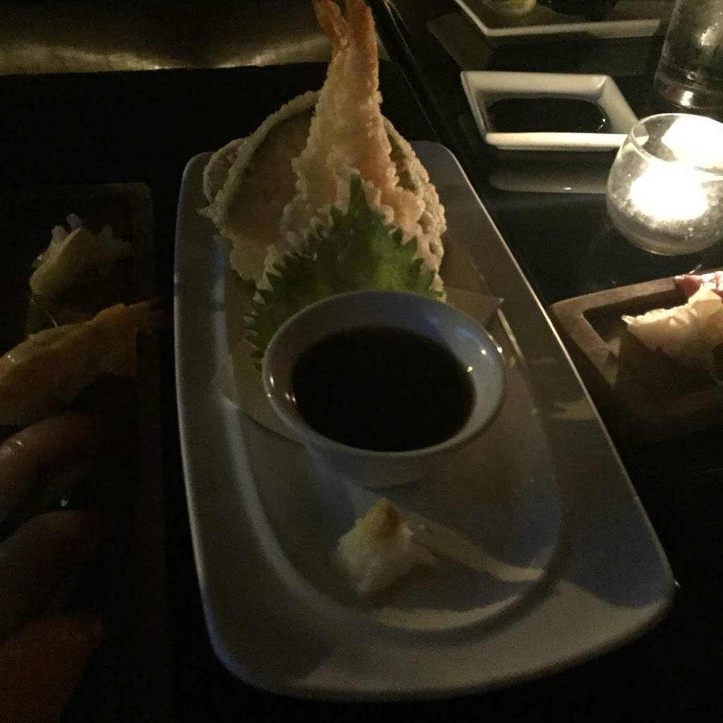 Mirai Sushi | restaurant | 2020 W Division St, Chicago, IL 60622, USA | 7738628500 OR +1 773-862-8500