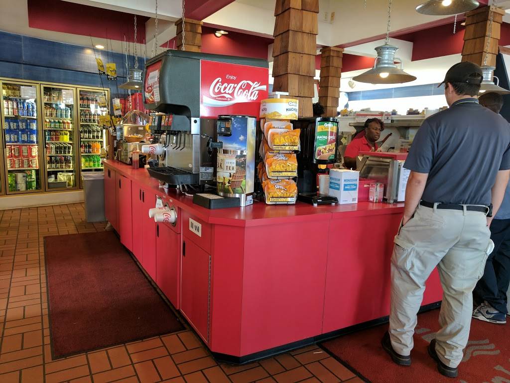 Marina Store and Deli | restaurant | Bonito Dr, Fripp Island, SC 29920, USA | 8438381517 OR +1 843-838-1517