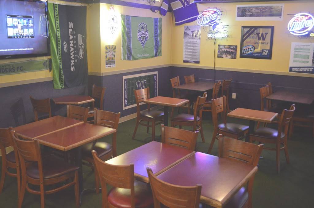 Gaslamp Bar & Grill | restaurant | 1315 NW Mall St, Issaquah, WA 98027, USA | 4253924547 OR +1 425-392-4547