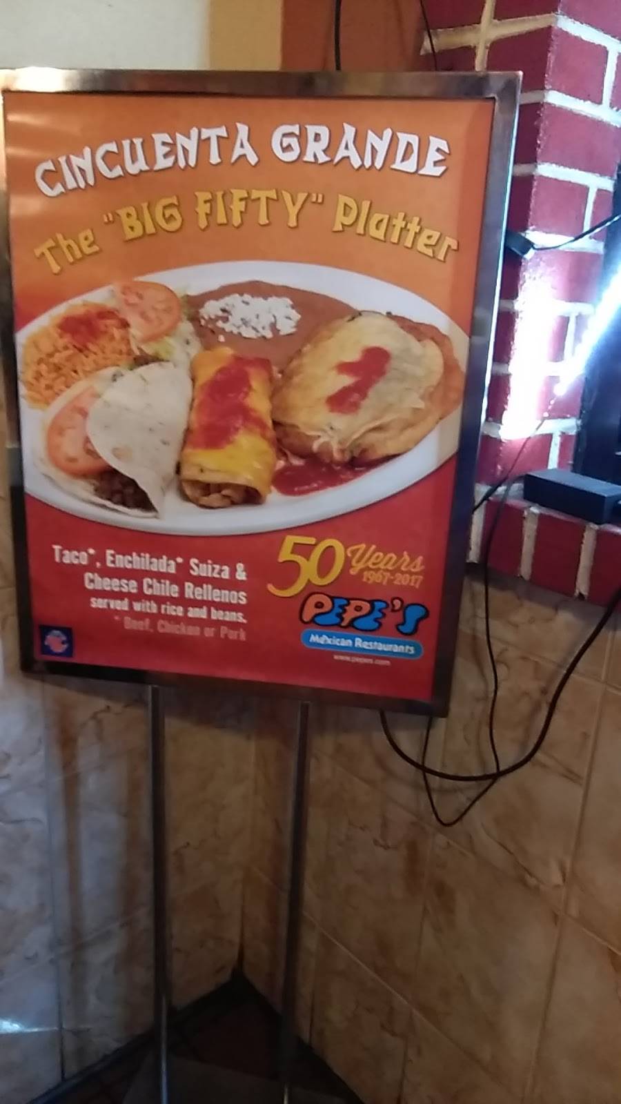 Pepes Mexican Restaurant | restaurant | 8227 S Exchange Ave, Chicago, IL 60617, USA | 7737688740 OR +1 773-768-8740