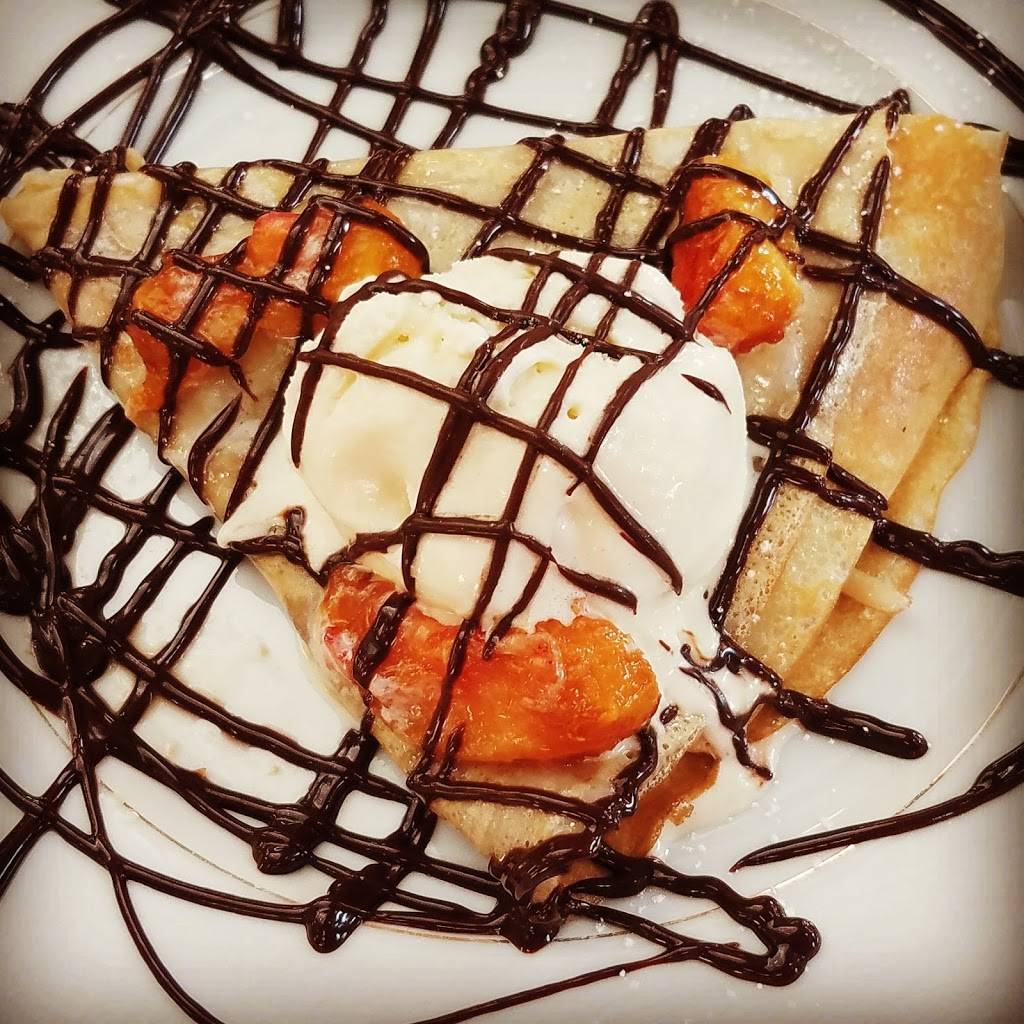 Crepes & Co TC | restaurant | 329 E State St a, Traverse City, MI 49684, USA | 2315909221 OR +1 231-590-9221