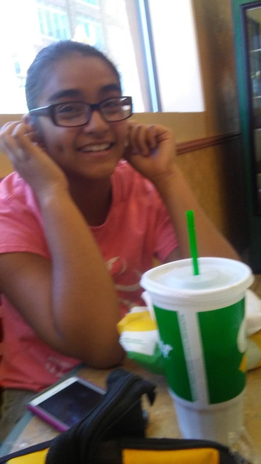 Subway | restaurant | 839 W Historic Mitchell St, Milwaukee, WI 53204, USA | 4143832952 OR +1 414-383-2952