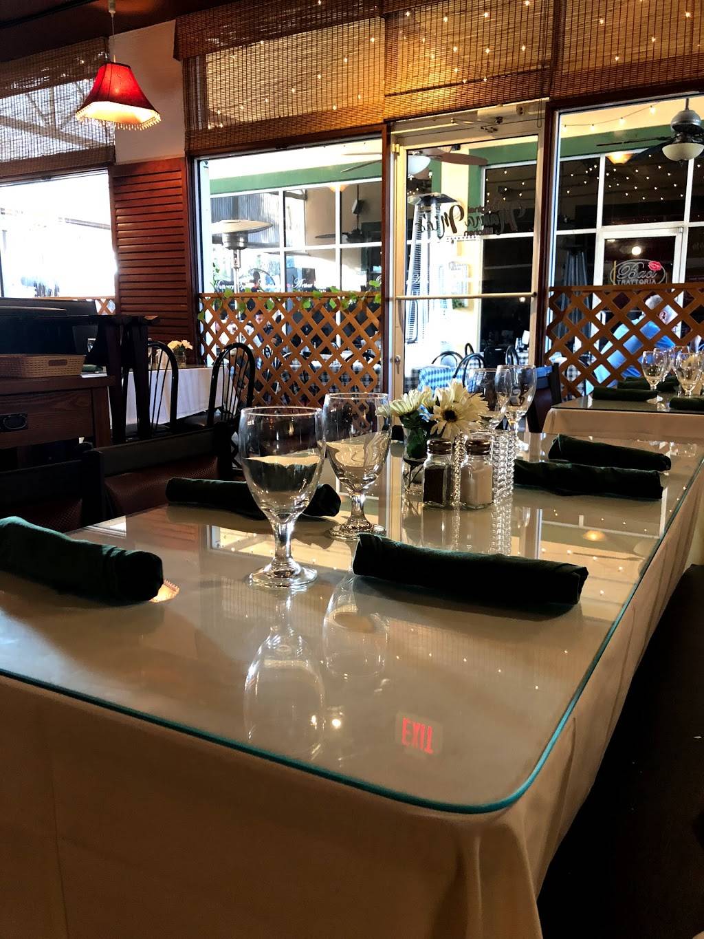 The Original Mama Mia’s Kitchen | restaurant | 1920 14th Ave, Vero Beach, FL 32960, USA | 7722138888 OR +1 772-213-8888