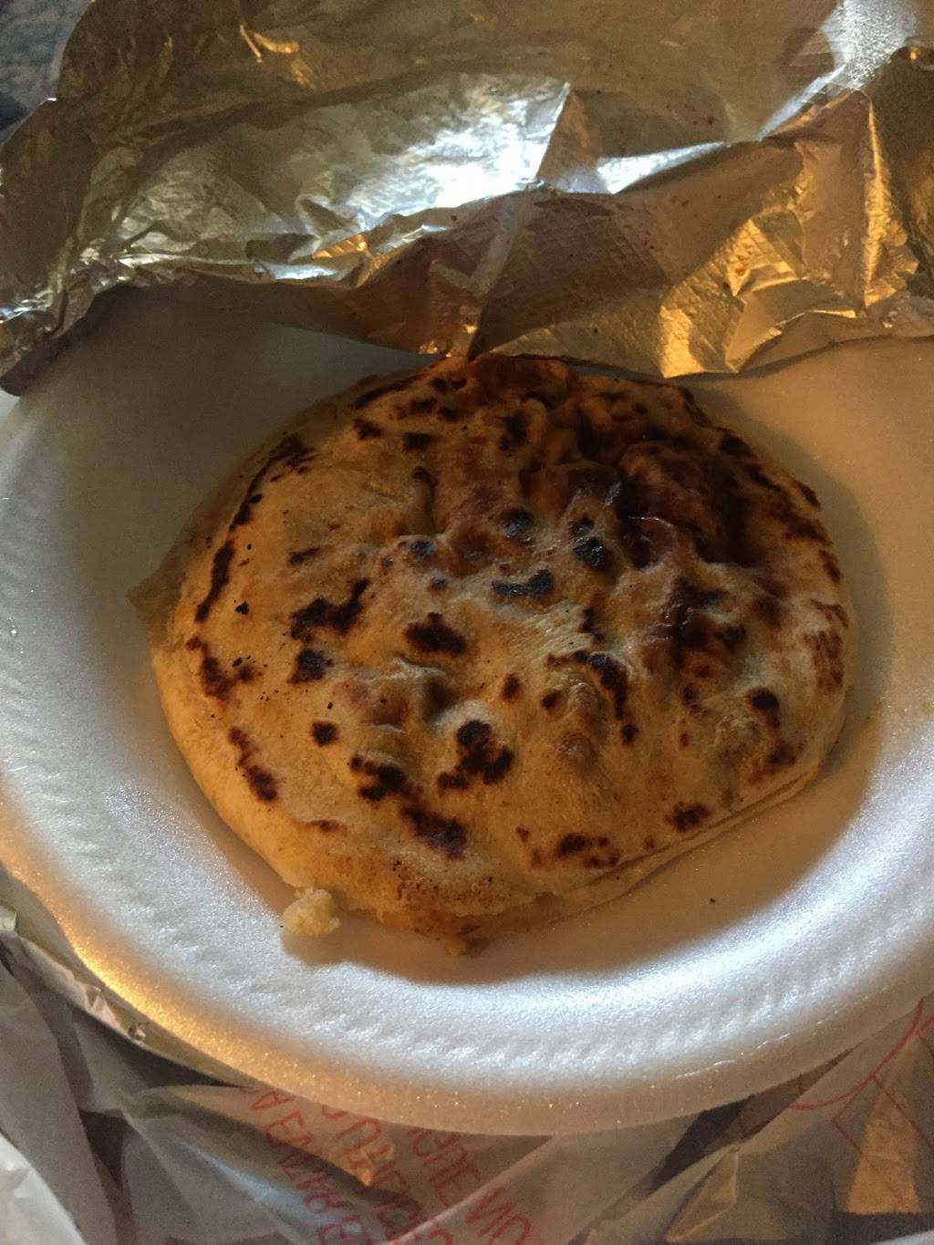 Wichos Tacos | restaurant | 9698 E Montview Blvd, Aurora, CO 80010, USA | 7204853431 OR +1 720-485-3431