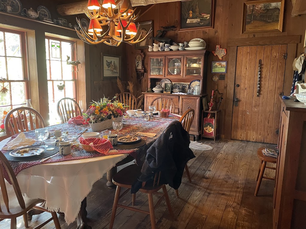 Ethridge Farm Bed and Breakfast | restaurant | 103 S Williford Rd, Kountze, TX 77625, USA | 4092463978 OR +1 409-246-3978