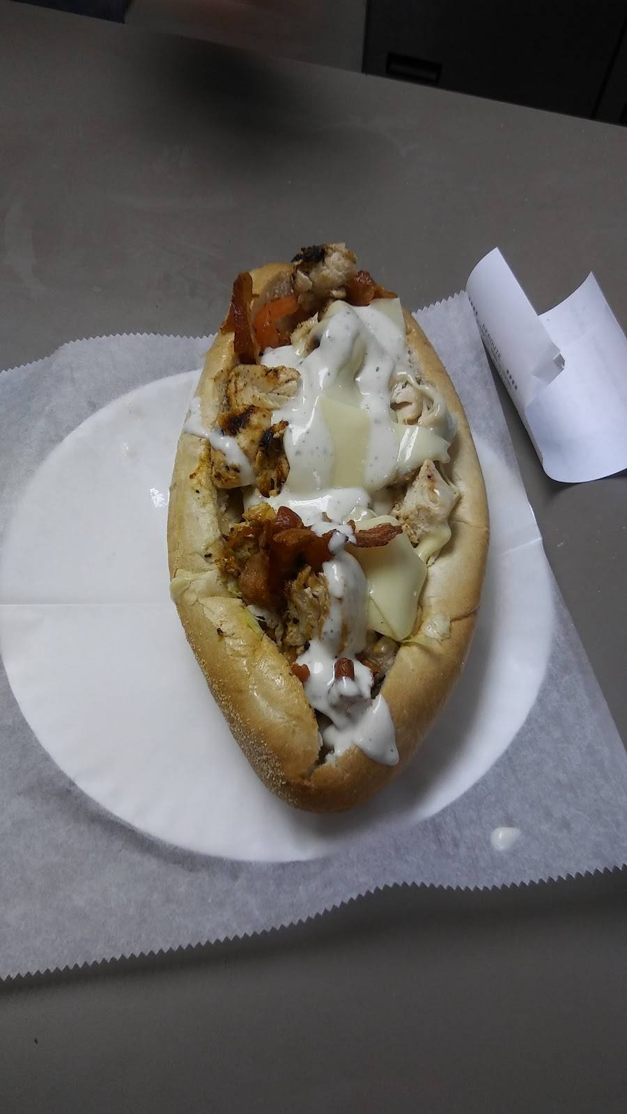 Rizzos Roast Beef | restaurant | 178 Lynn St, Peabody, MA 01960, USA | 9785312788 OR +1 978-531-2788