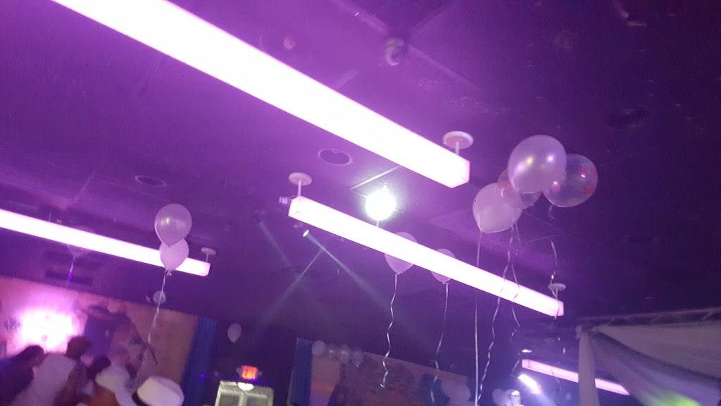 Makumba Restaurant Bar Lounge and Outdoor | restaurant | 4501 Castor Ave, Philadelphia, PA 19124, USA | 2673467800 OR +1 267-346-7800