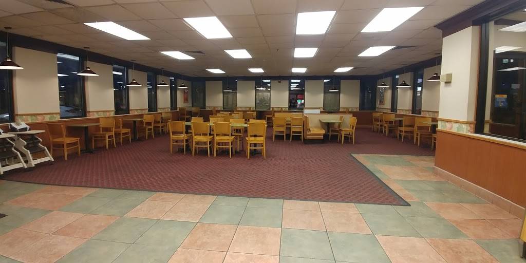Wendys | restaurant | 355 Washington St, Stoughton, MA 02072, USA | 7813441857 OR +1 781-344-1857