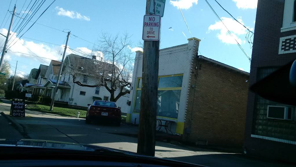 Leslies True Soul Food | restaurant | 1094 Brown St, Akron, OH 44301, USA | 2343344274 OR +1 234-334-4274