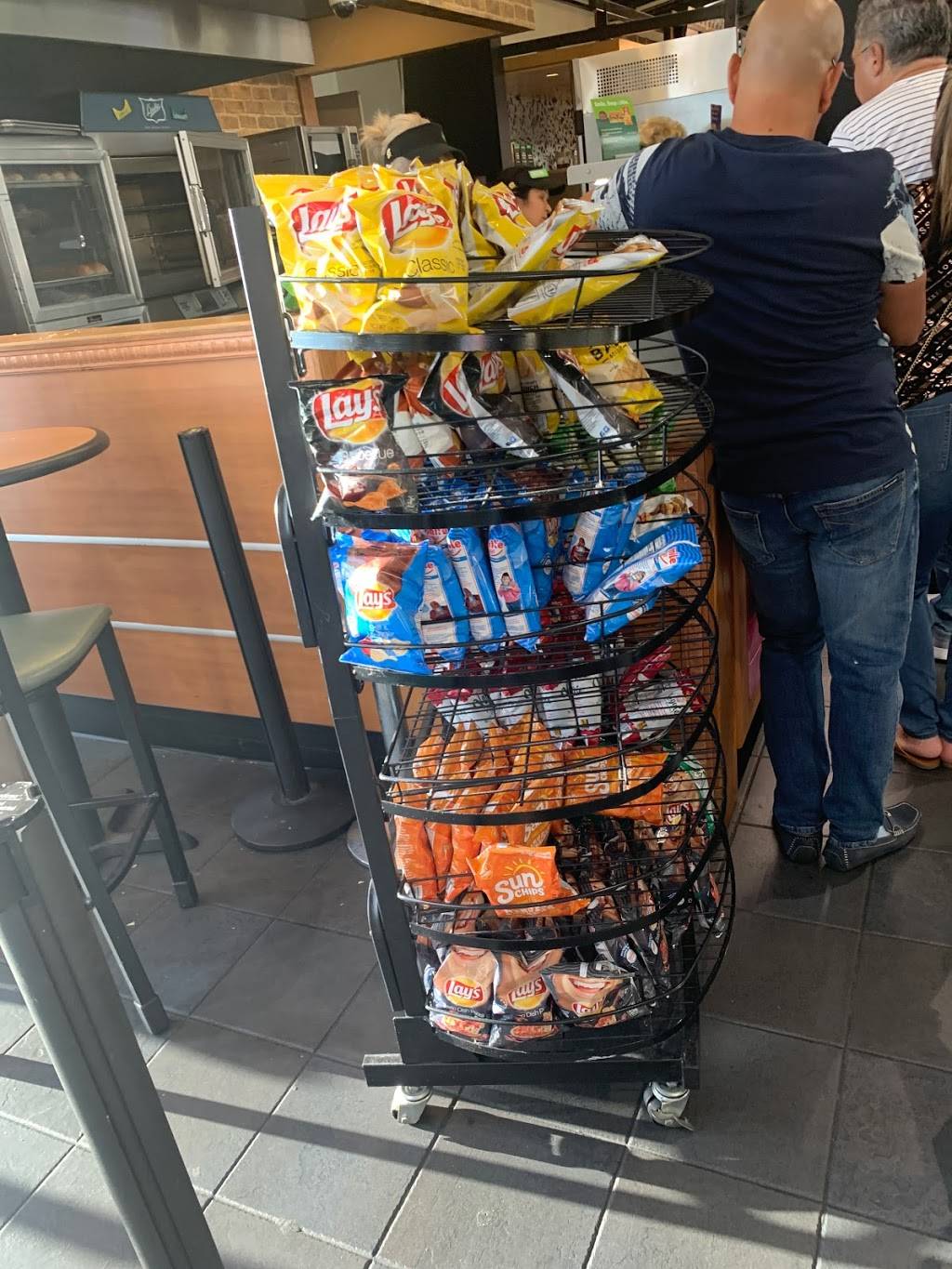 Subway | meal takeaway | 4200 NW 21st Street Concourse H, Miami, FL 33122, USA | 3058767927 OR +1 305-876-7927