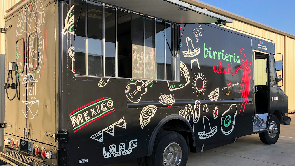 Birrieria Utzil | restaurant | 3200 N May Ave, Oklahoma City, OK 73112, USA | 4055506332 OR +1 405-550-6332