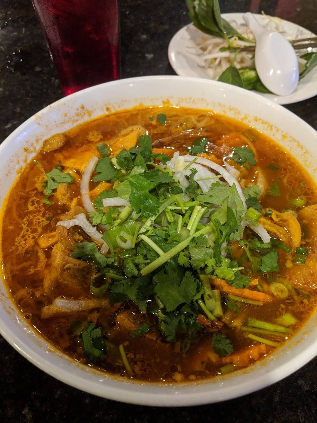 Thanh Thanh 2 | restaurant | 782 Forest Ave, Portland, ME 04103, USA | 2078281114 OR +1 207-828-1114