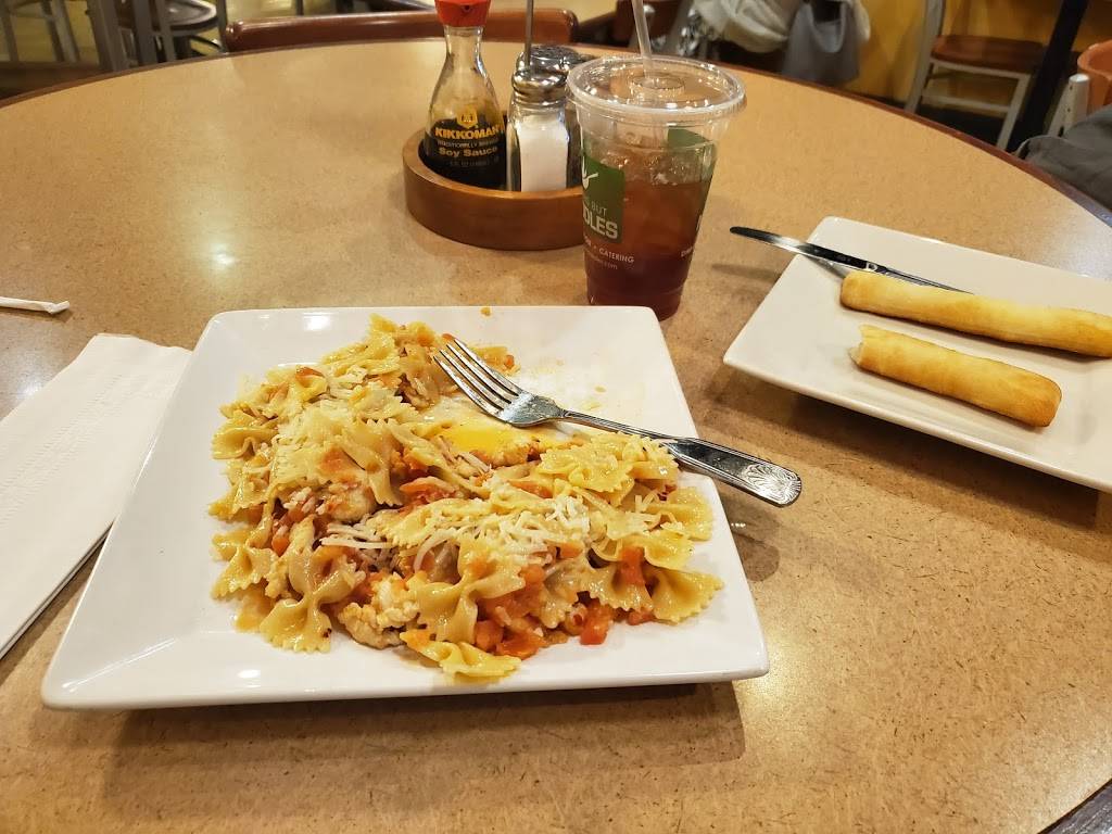 Nothing But Noodles | restaurant | 2800 Cahaba Village Plaza Suite # 140, Mountain Brook, AL 35243, USA | 2052385511 OR +1 205-238-5511