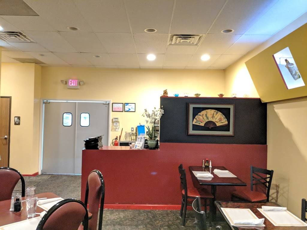 Lotus Room Chinese Cuisine | restaurant | 6004 Torrey Rd H, Flint, MI 48507, USA | 8106556000 OR +1 810-655-6000