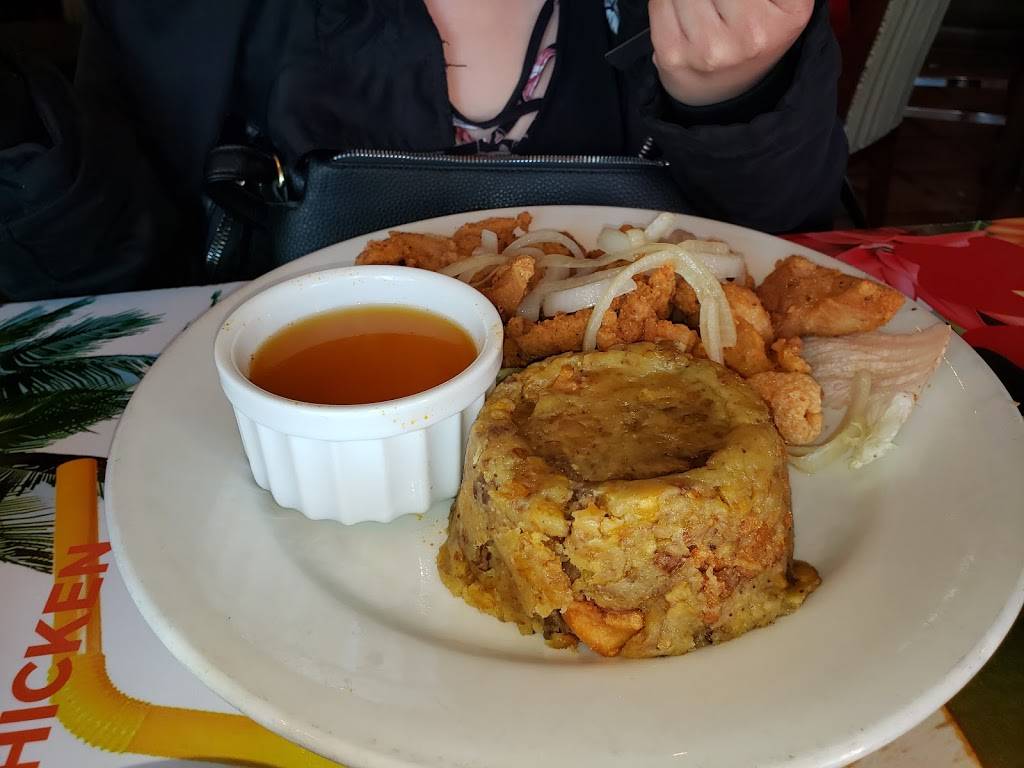 Tropical Restaurat Fried Chicken | restaurant | 507 W Vine St, Kissimmee, FL 34741, USA | 4072013717 OR +1 407-201-3717