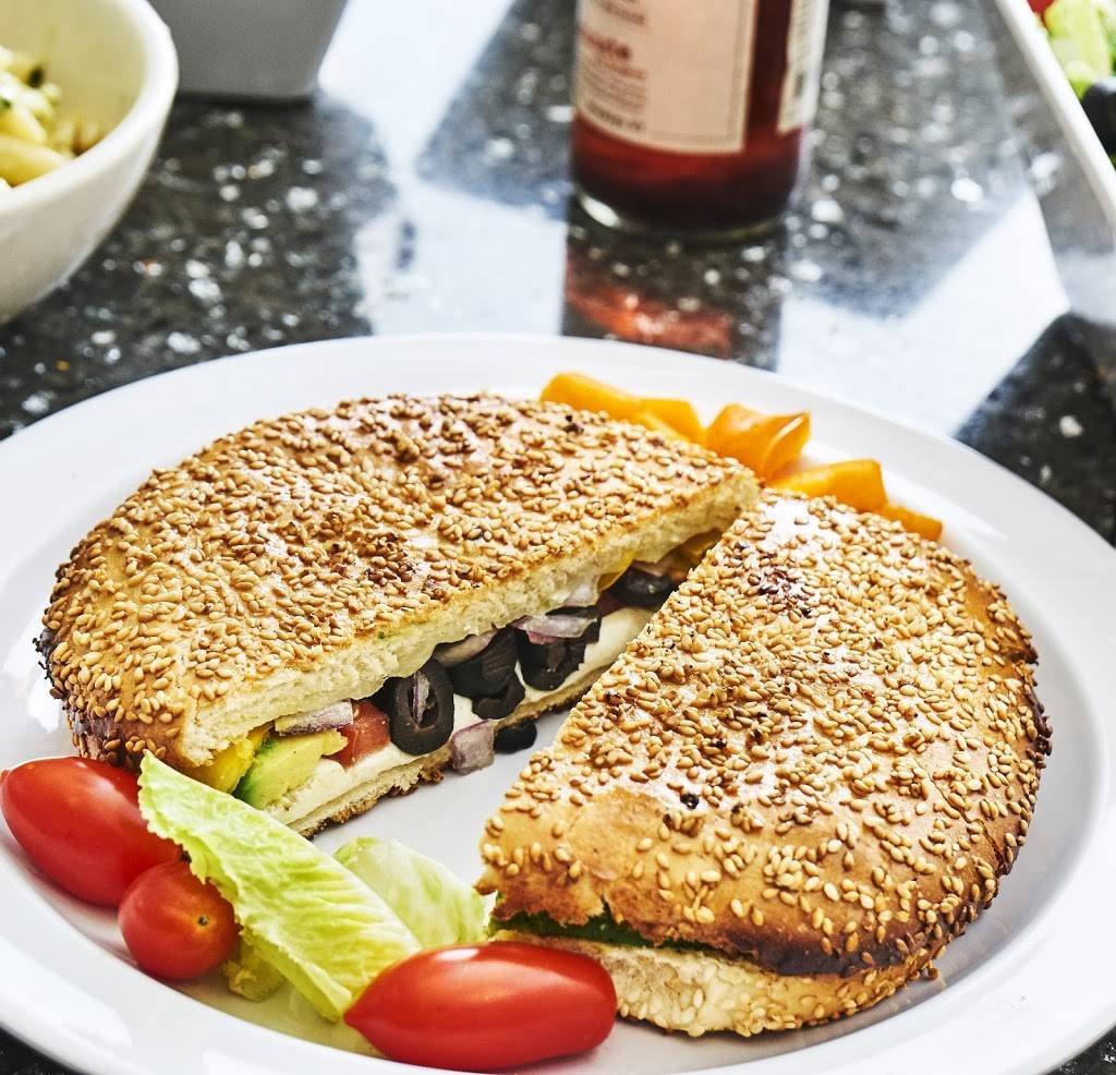 Eat N Run Cafe | meal delivery | 2574 Coney Island Ave, Brooklyn, NY 11223, USA | 7186760522 OR +1 718-676-0522