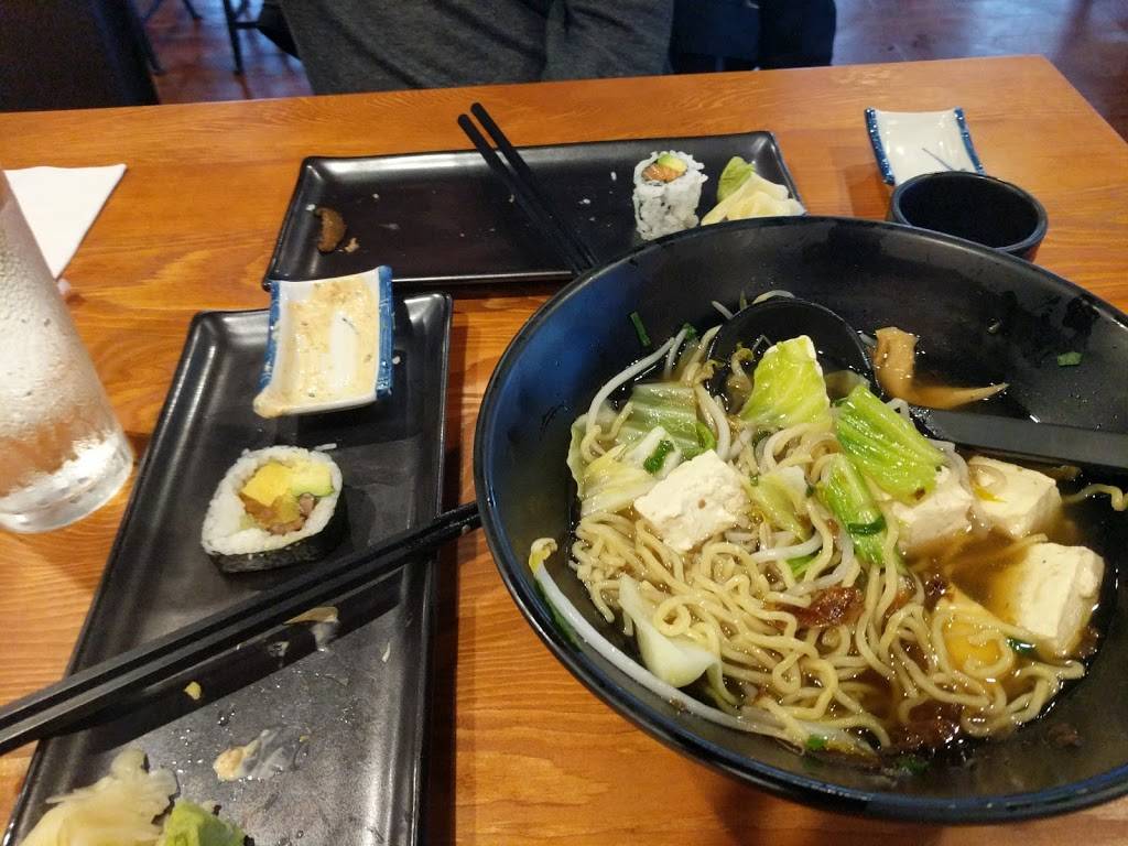 Misomen Sushi Restaurant | restaurant | 5731 Lee Hwy, Arlington, VA 22207, USA | 7035384888 OR +1 703-538-4888