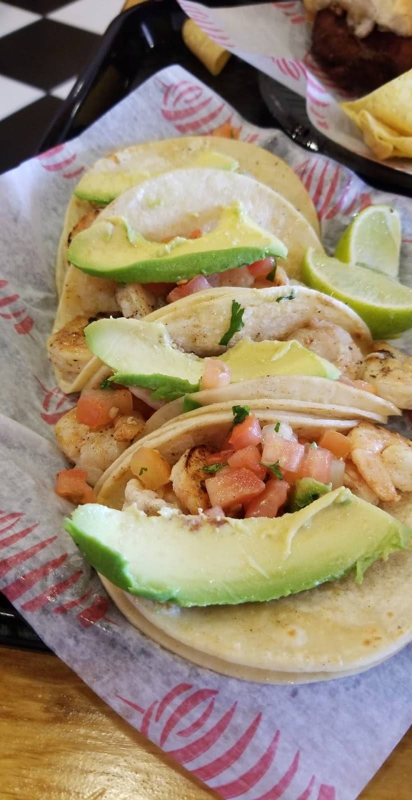 Taqueria Los Güeros | restaurant | 93 NJ-17, East Rutherford, NJ 07073, USA | 2013404361 OR +1 201-340-4361