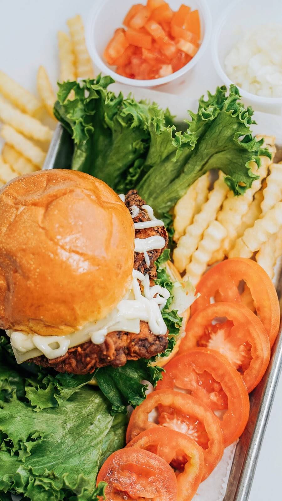 Howdy | restaurant | 625 E Green St, Champaign, IL 61820, USA | 2176071548 OR +1 217-607-1548