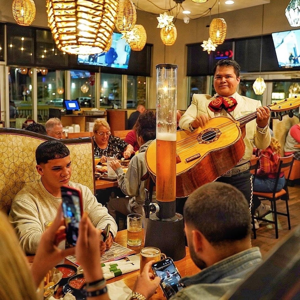 Salsas Cocina Palatka | restaurant | 506 FL-19, Palatka, FL 32177, USA | 3863855944 OR +1 386-385-5944