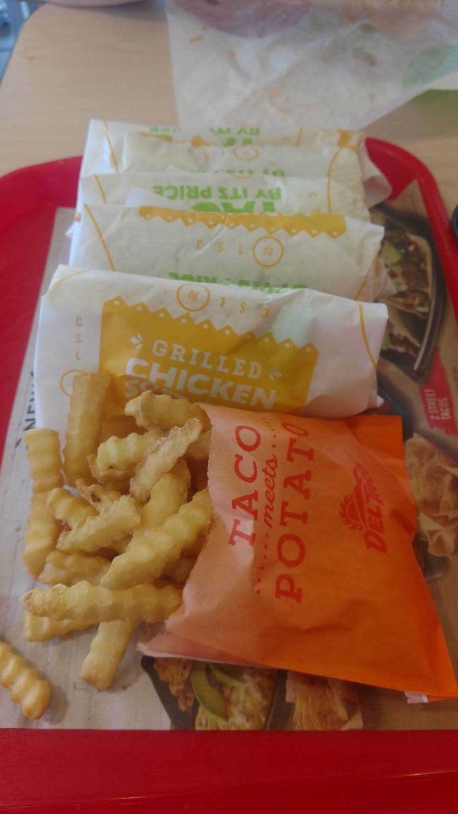 Del Taco | meal takeaway | 19701 Esperanza Rd, Yorba Linda, CA 92886, USA | 7147798208 OR +1 714-779-8208