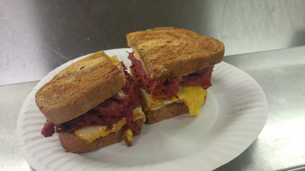 Damon’s Pizza and Italians | restaurant | 244 Western Ave, Augusta, ME 04330, USA | 2076220551 OR +1 207-622-0551