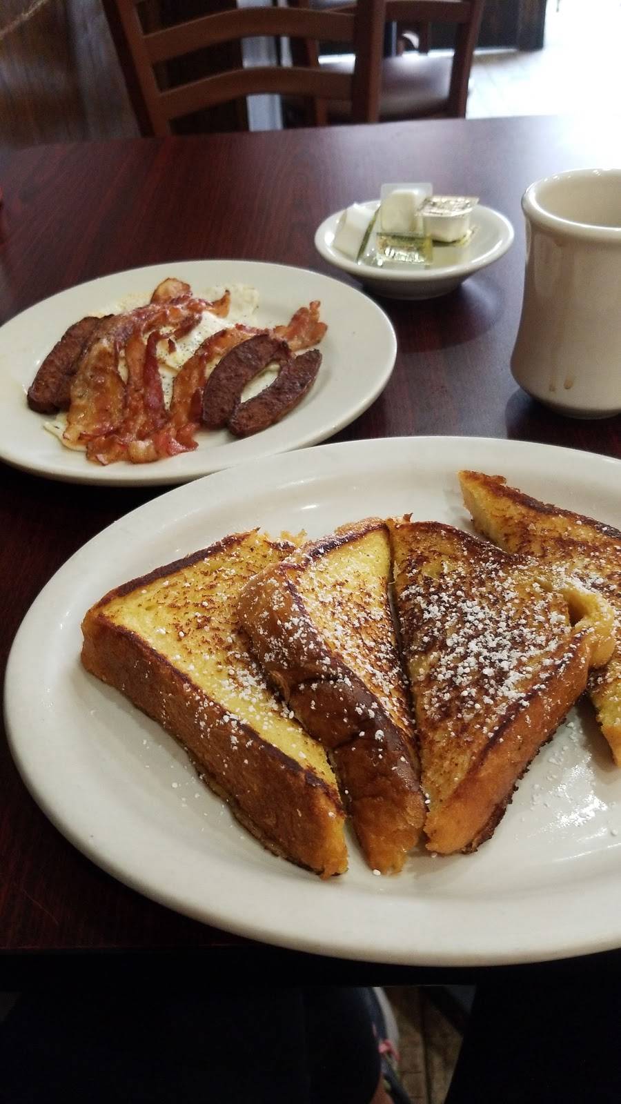 La Villa | restaurant | 505 Dekalb Ave, Brooklyn, NY 11205, USA | 7184227892 OR +1 718-422-7892