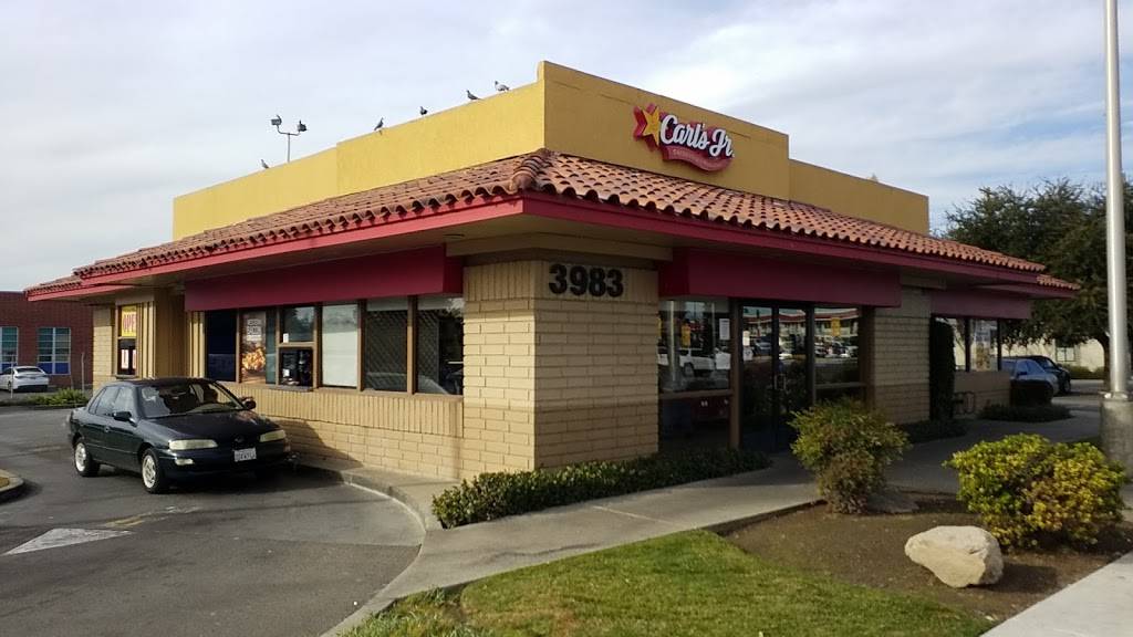 Carls Jr. | restaurant | 3983 N Blackstone Ave, Fresno, CA 93726, USA | 5592252428 OR +1 559-225-2428