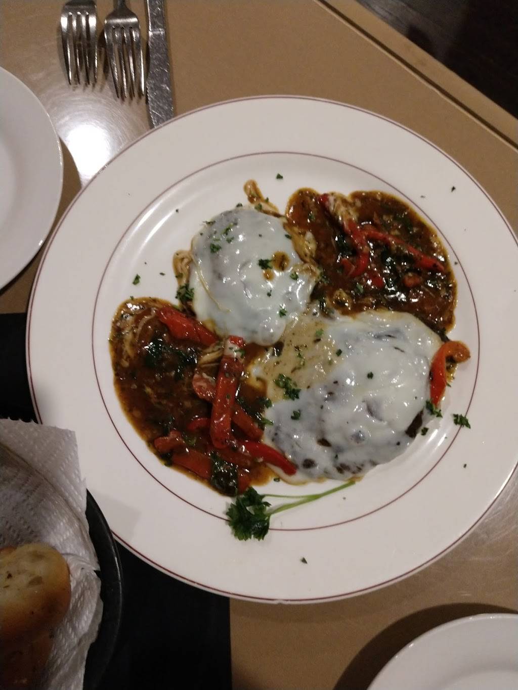 Alfornos Italian Kitchen | restaurant | 2260 Morriss Rd, Flower Mound, TX 75028, USA | 9723551709 OR +1 972-355-1709