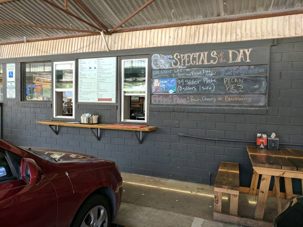 Juicy Pig Barbecue | restaurant | 708 N Locust St, Denton, TX 76201, USA | 9403870708 OR +1 940-387-0708