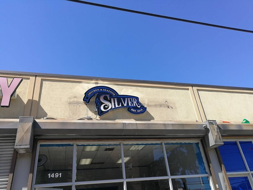 Silver Chicken And Seafood | restaurant | 1491 Beach Channel Dr, Far Rockaway, NY 11691, USA | 3477277281 OR +1 347-727-7281
