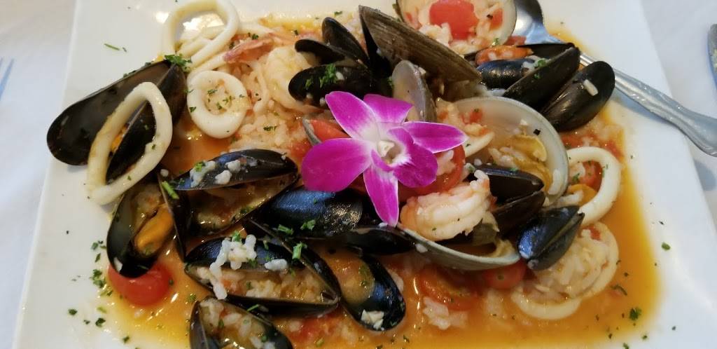 Mafaldas | restaurant | 3681 Nottingham Way, Hamilton Township, NJ 08690, USA | 6095875800 OR +1 609-587-5800