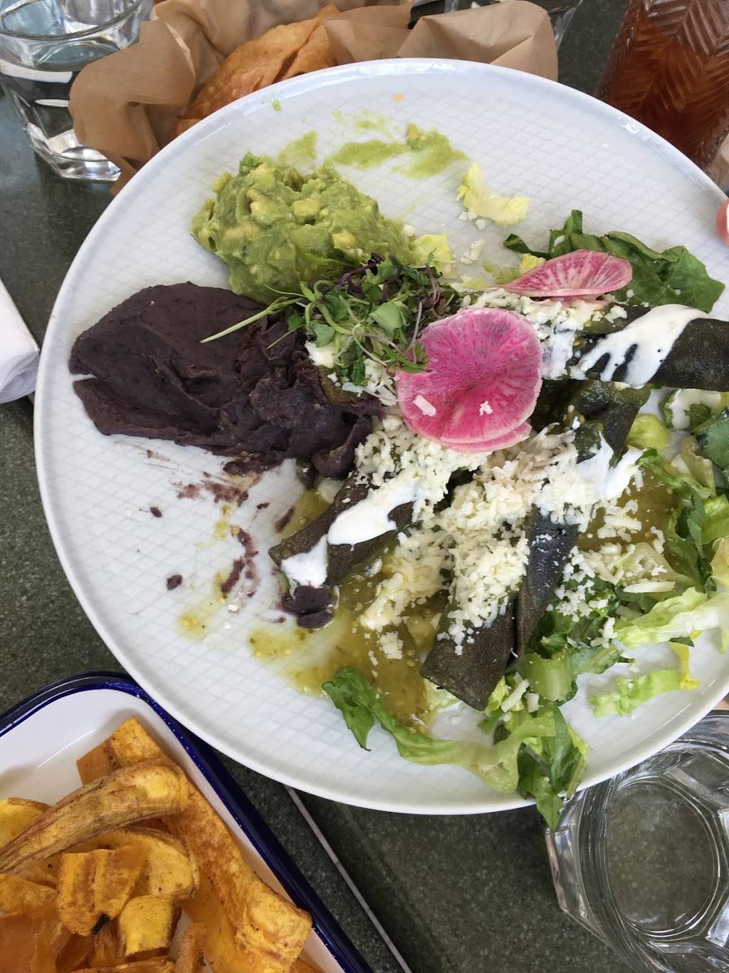 Tropicales | restaurant | 2132 Bissonnet St Suite 100, Houston, TX 77005, USA | 8326497974 OR +1 832-649-7974