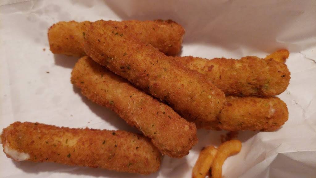 Annies Pizzeria | restaurant | 213 Middlesex Ave, Medford, MA 02155, USA | 7812193731 OR +1 781-219-3731