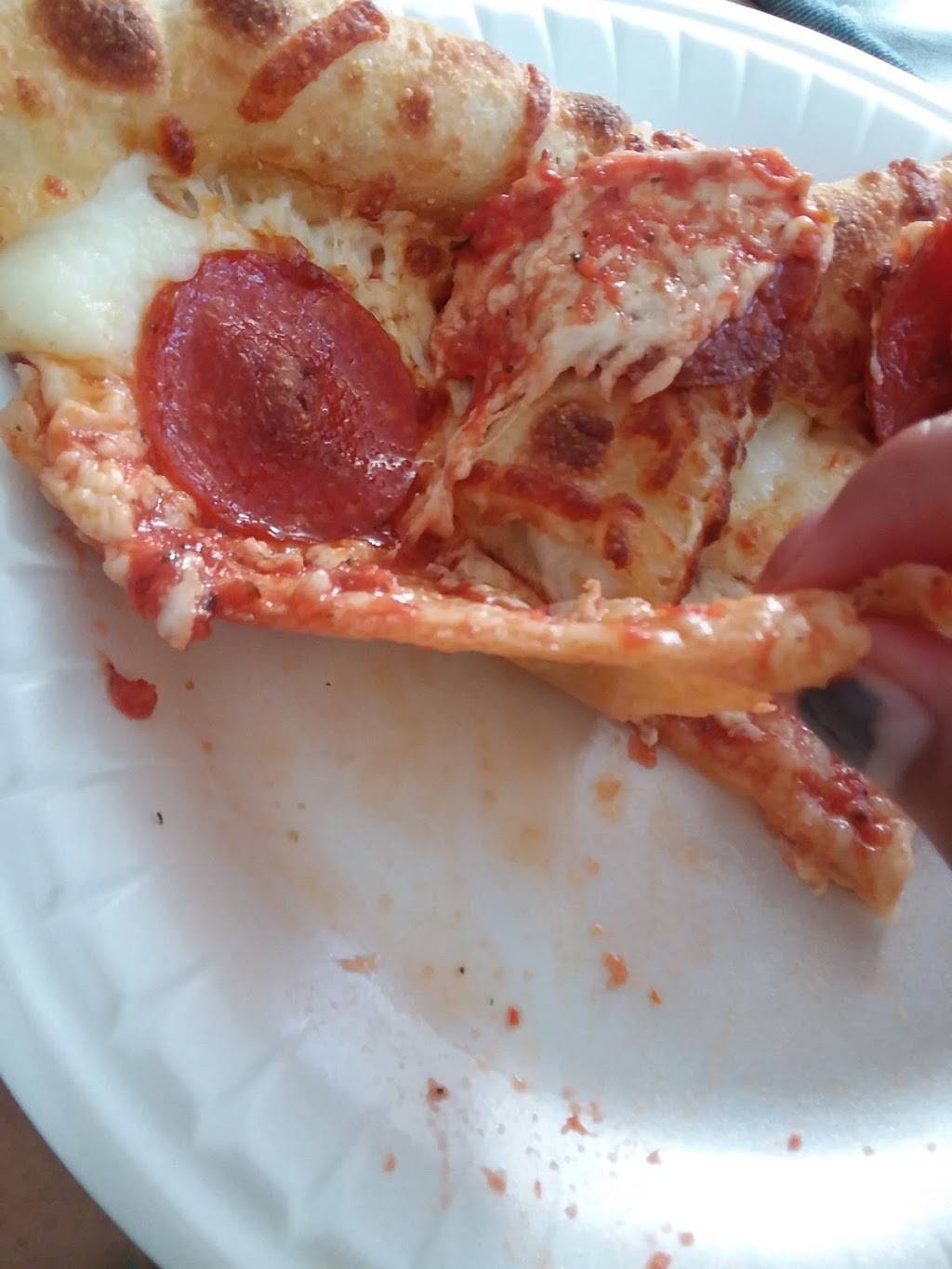 Little Caesars Pizza | meal takeaway | 1650 W Court St, Kankakee, IL 60901, USA | 8159291966 OR +1 815-929-1966