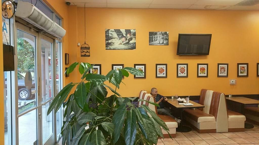 Antojitos Mexicanos Restaurant | restaurant | 15526 Paramount Blvd, Paramount, CA 90723, USA | 5627125992 OR +1 562-712-5992