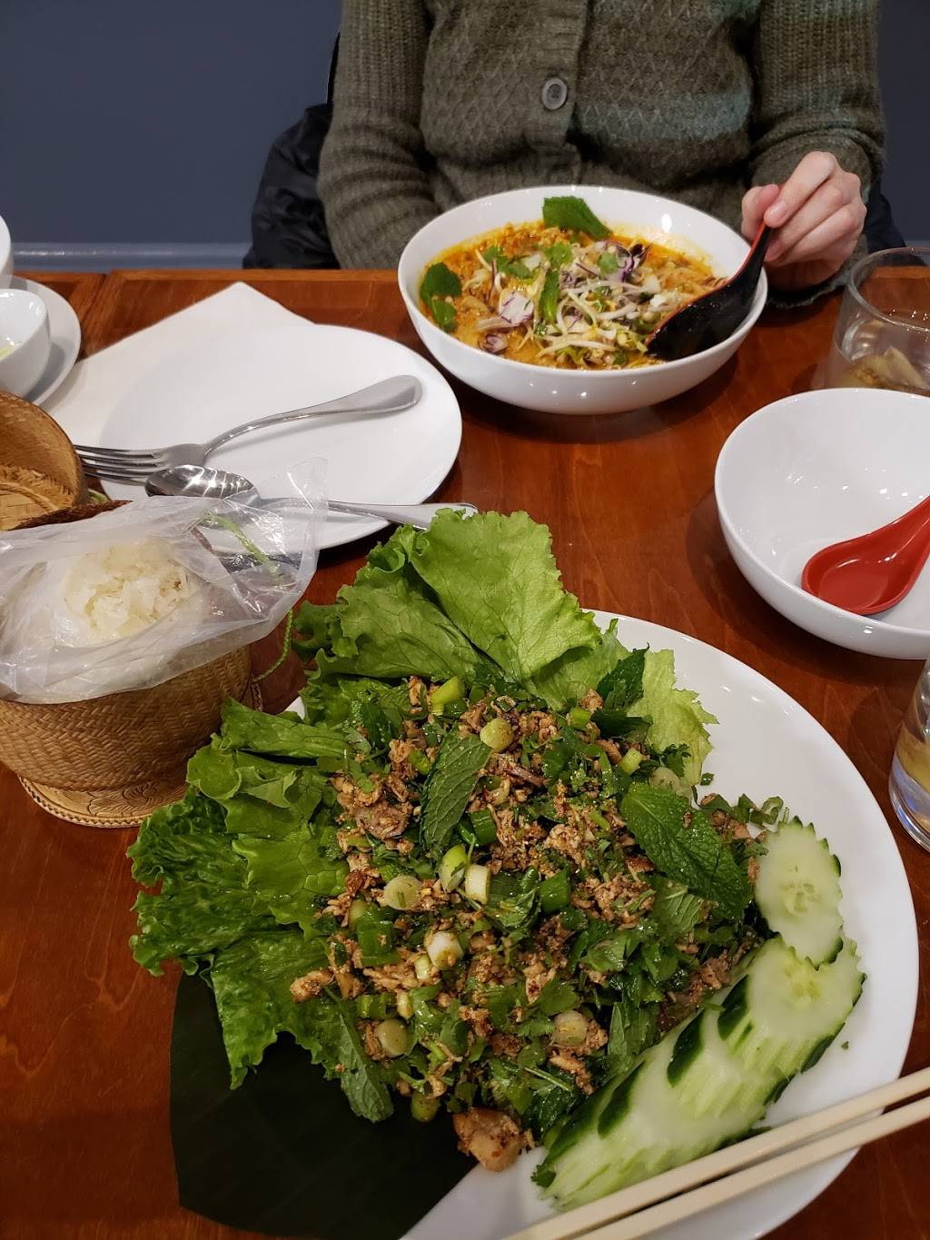 Lao’De Cafe | restaurant | 108 Merrimack St, Lowell, MA 01852, USA | 9784554030 OR +1 978-455-4030