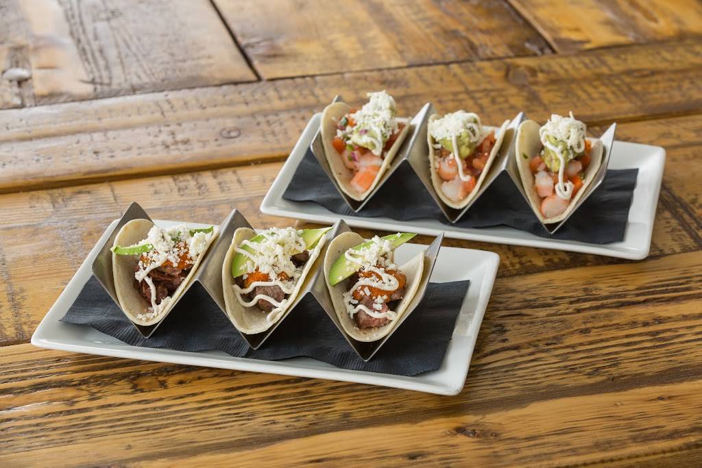 Danielles Scratch Kitchen | restaurant | 872 W Happy Canyon Rd #100, Castle Rock, CO 80108, USA | 3035249788 OR +1 303-524-9788