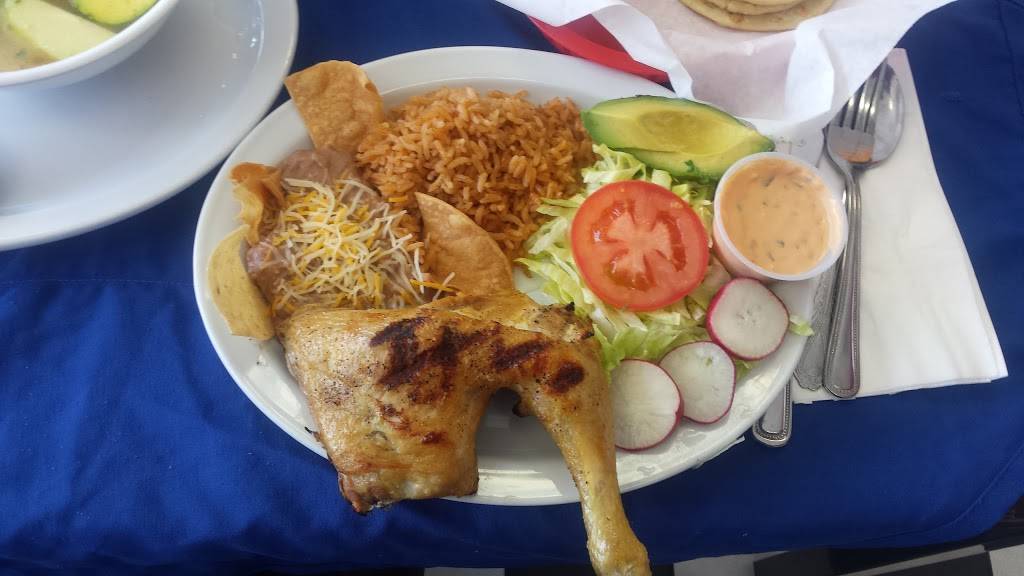 El BUEN GUSTO SALVADOREŇO | restaurant | 2705 Slauson Ave, Huntington Park, CA 90255, USA | 3234849725 OR +1 323-484-9725