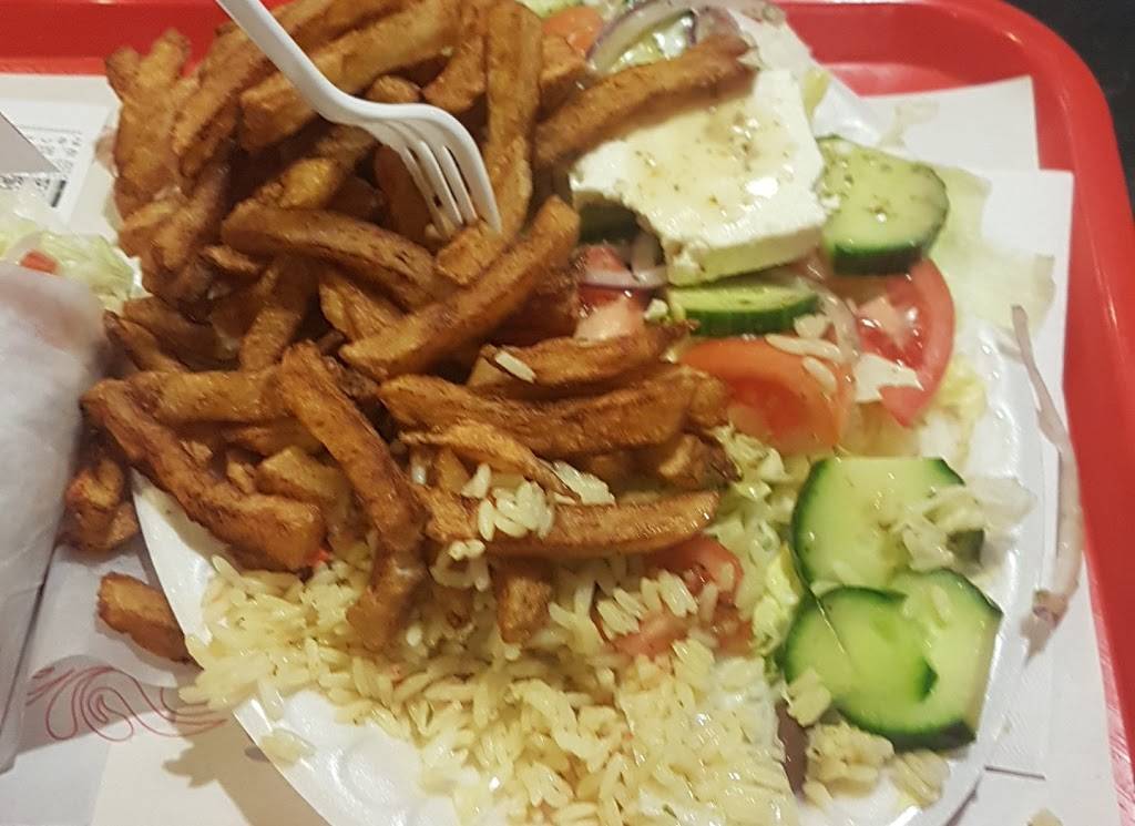 Chez Gérard | restaurant | 46 Boulevard Cartier O, Laval, QC H7N 2H4, Canada | 4506688625 OR +1 450-668-8625