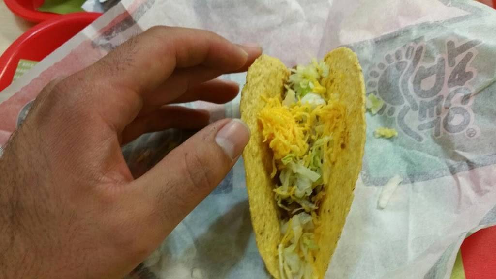 Del Taco | meal takeaway | 4344 University Pkwy, San Bernardino, CA 92407, USA | 9094739512 OR +1 909-473-9512