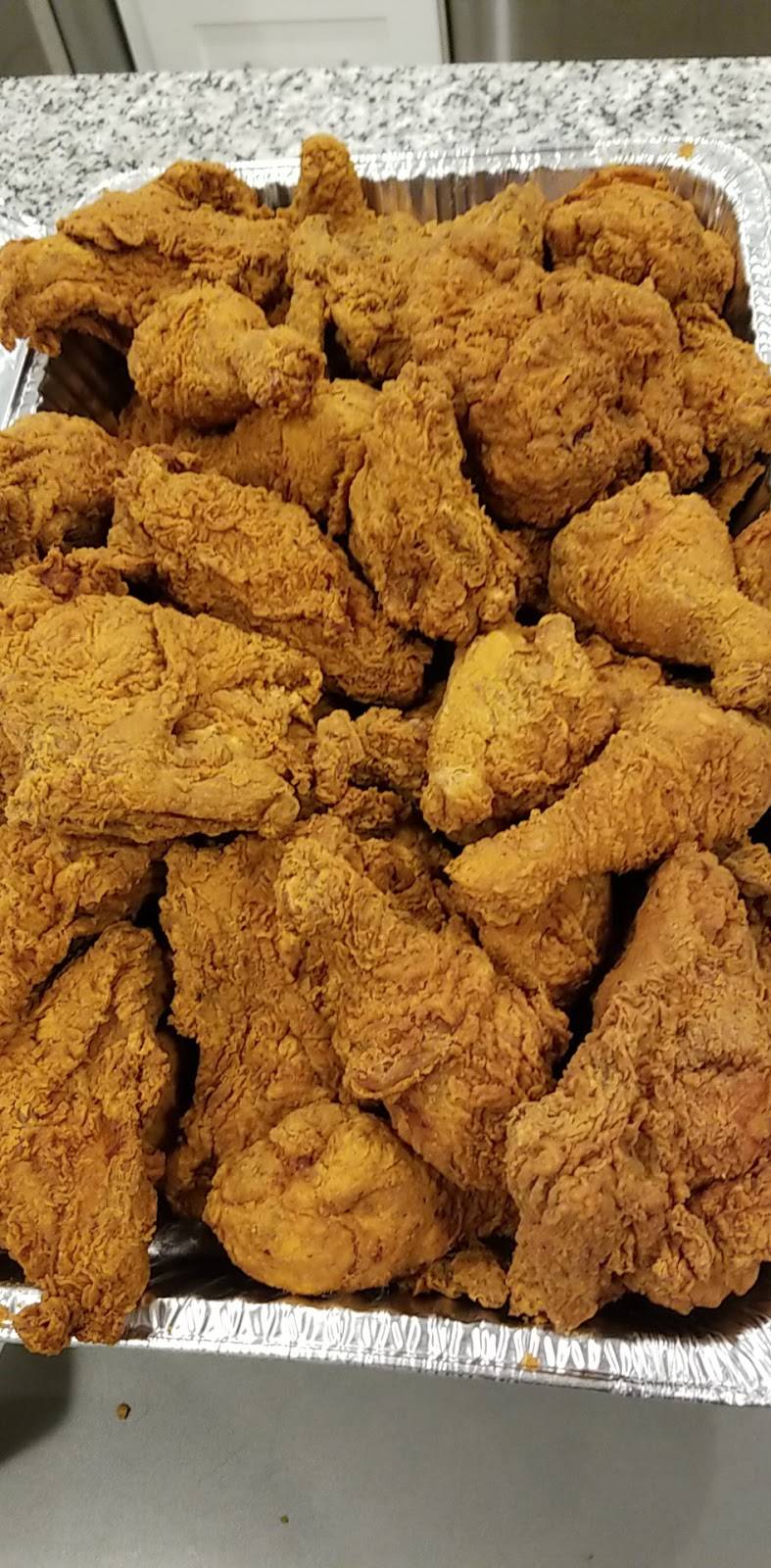 Popeyes Louisiana Kitchen | restaurant | 3204 S Ashland Ave, Chicago, IL 60608, USA | 7732542200 OR +1 773-254-2200
