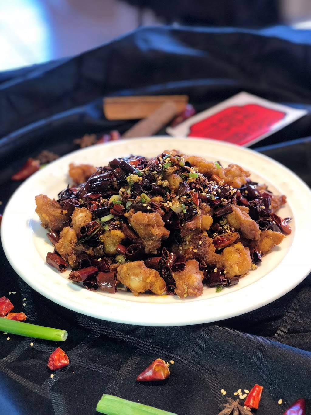 La kung fu | restaurant | 1448 N Kraemer Blvd, Placentia, CA 92870, USA | 7149933788 OR +1 714-993-3788