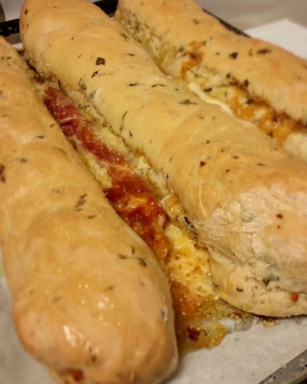 Metcalfs Submarine Sandwiches | restaurant | 49 Main St, Damariscotta, ME 04543, USA | 2075637827 OR +1 207-563-7827