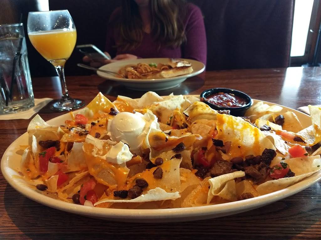 Lucky Brewgrille | cafe | 5401 Johnson Dr, Mission, KS 66205, USA | 9134038571 OR +1 913-403-8571