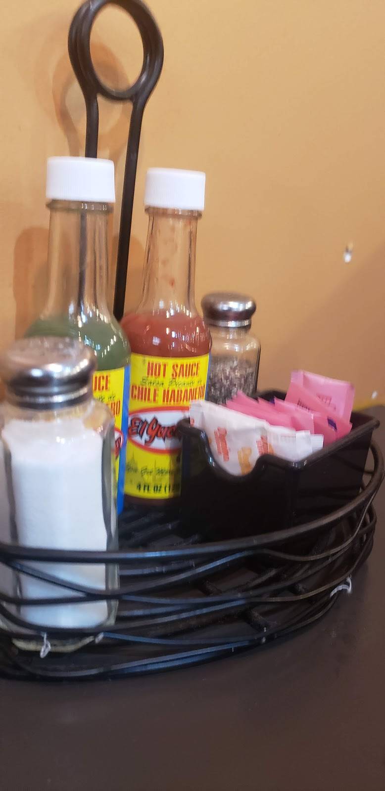 La Hacienda | restaurant | 24 E Monroe St, Buckner, MO 64016, USA | 8162493455 OR +1 816-249-3455